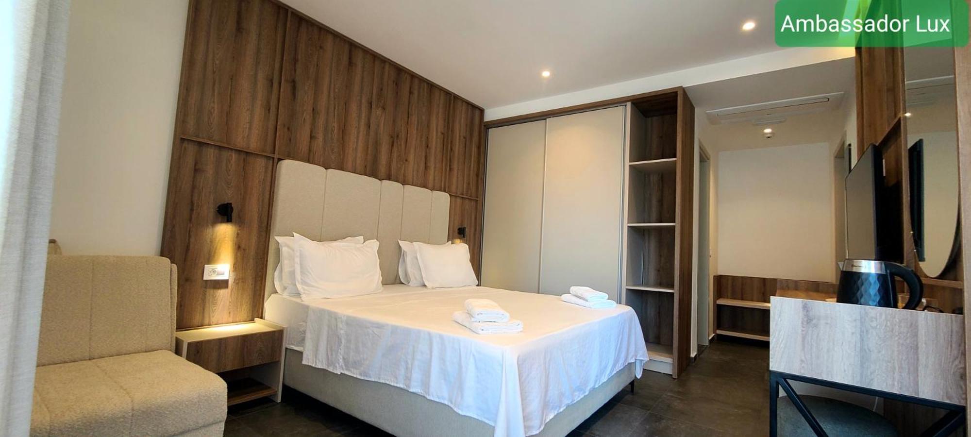 Ambassador & Ambassador Lux Apartments Ulcinj Rom bilde