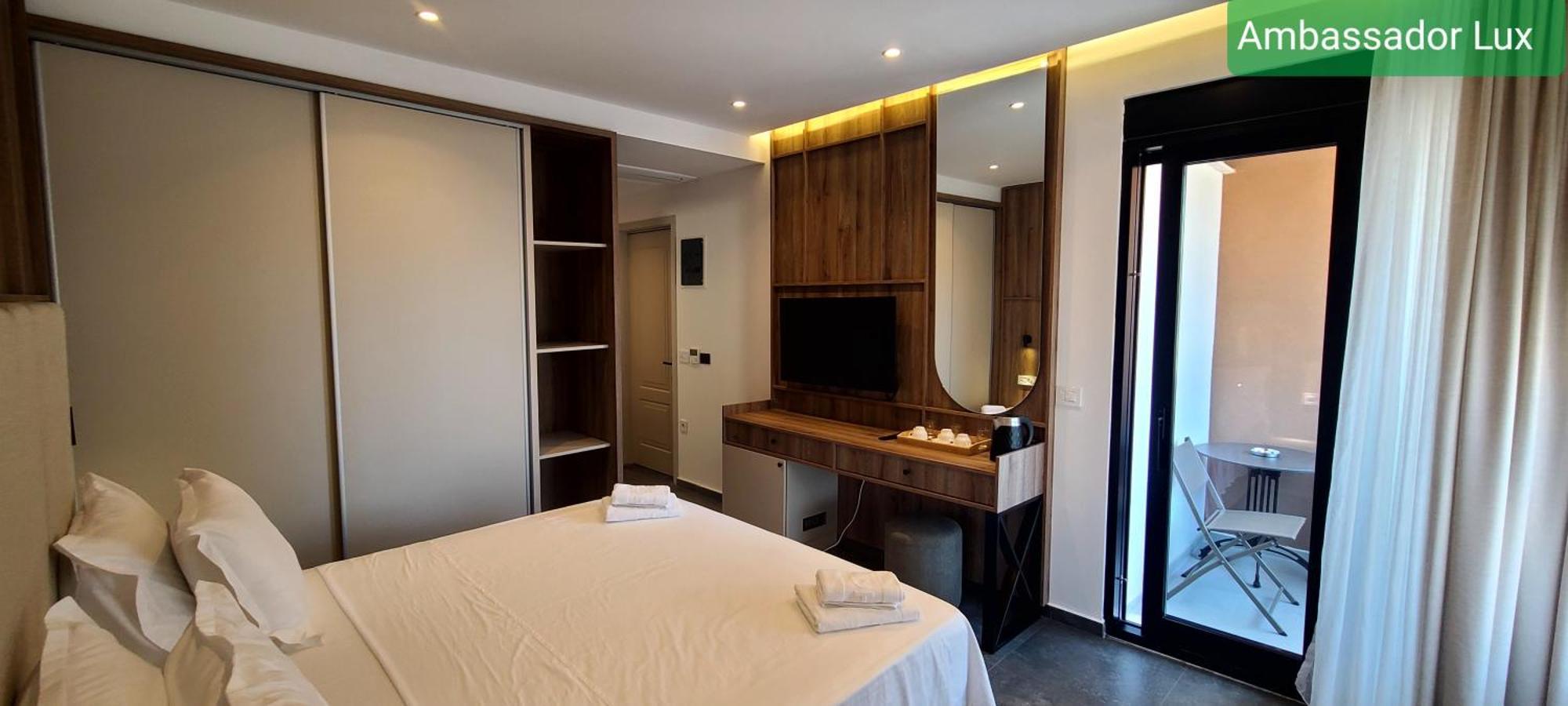 Ambassador & Ambassador Lux Apartments Ulcinj Rom bilde