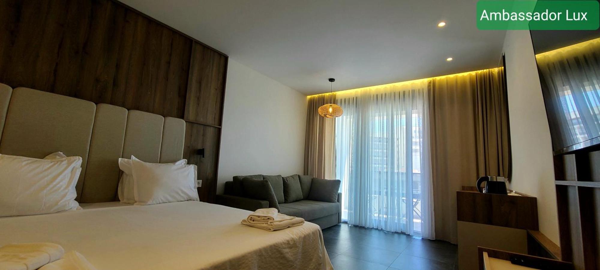 Ambassador & Ambassador Lux Apartments Ulcinj Rom bilde